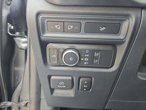 Used 2022 Ford F150 Lariat AWD/4WD image 18