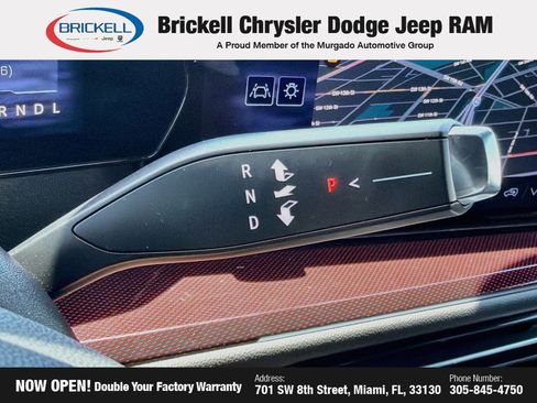 Used 2025 Chevrolet Traverse Z71 AWD/4WD image 29