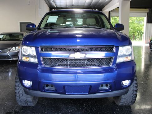 Used 2013 Chevrolet Avalanche LS RWD image 8