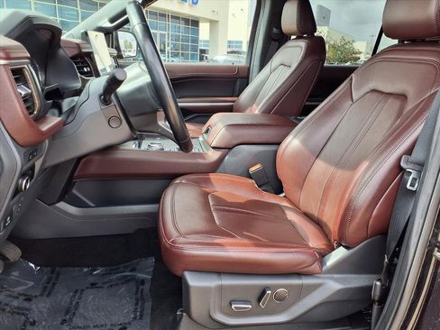 Certified 2023 Ford Expedition Limited image 25