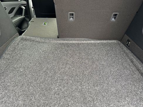 New 2026 Volkswagen Tiguan SE image 14