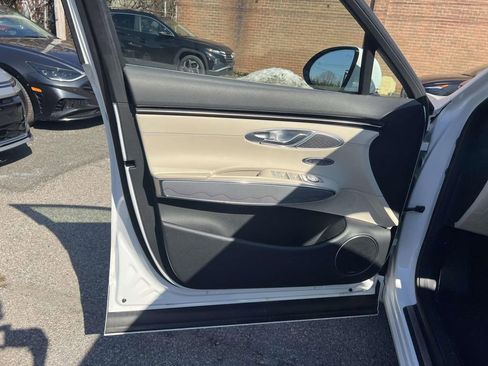 Used 2023 Genesis GV70 2.5T w/ Advanced Package image 16