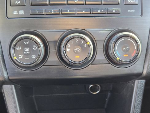 Used 2013 Subaru Crosstrek 2.0i Premium w/ Popular Pkg 2 image 16