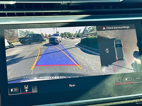 Used 2022 Audi Q7 3.0T Prestige image 23