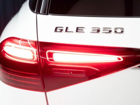 New 2026 Mercedes-Benz GLE 350 4MATIC image 9