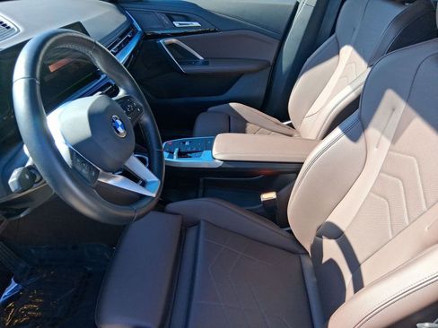 Used 2025 BMW X1 xDrive28i w/ Technology Package image 5
