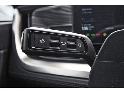 Used 2022 Rivian R1T Adventure image 16