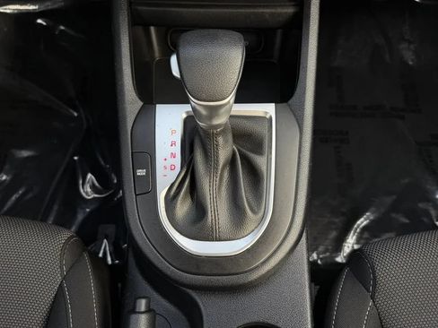 Used 2024 Kia Forte LX FWD image 17