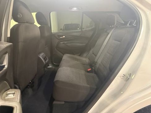 Used 2023 Chevrolet Equinox LT AWD/4WD image 22