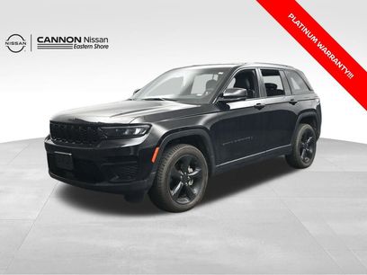 Used 2023 Jeep Grand Cherokee Altitude
