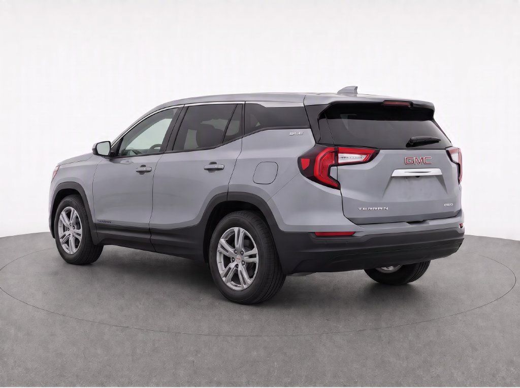 Used 2023 GMC Terrain SLE AWD/4WD image 6