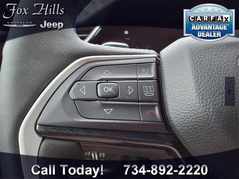 Used 2022 Jeep Grand Cherokee Trailhawk image 17