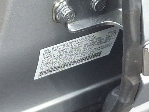 Certified 2025 Acura MDX w/ Advance Package image 29