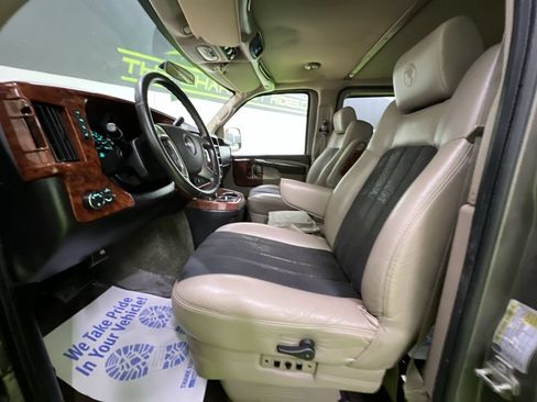 Used 2014 GMC Savana 1500 RWD image 17