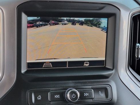 Used 2022 Chevrolet Silverado 1500 Custom RWD image 19