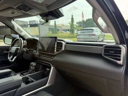 Used 2023 Toyota Tundra Limited AWD/4WD image 16