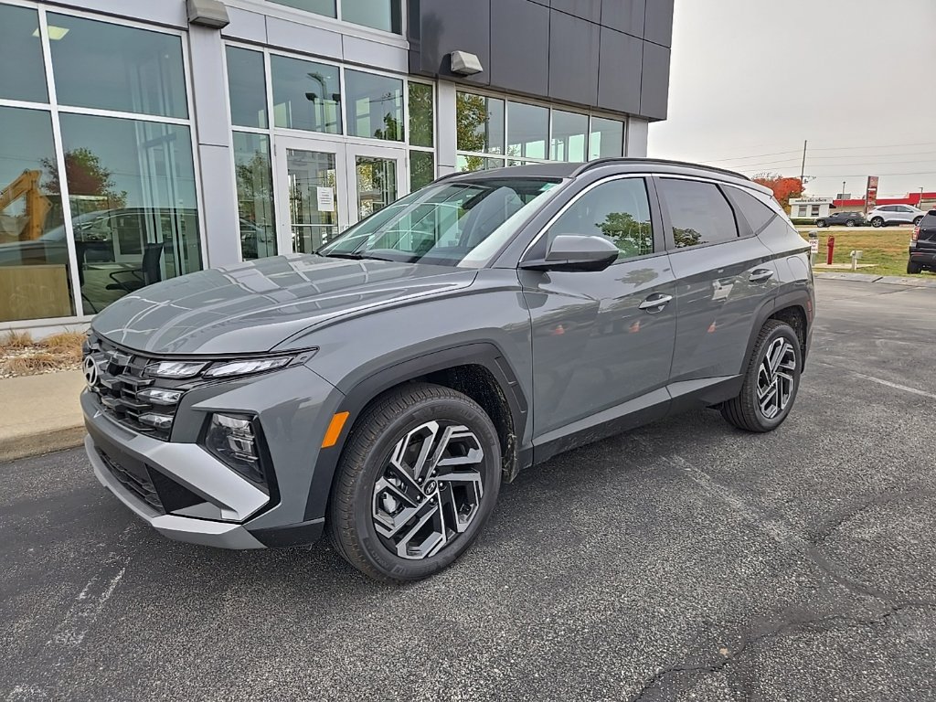New 2026 Hyundai Tucson SEL Plus w/ Tow & Go Package AWD/4WD image 2