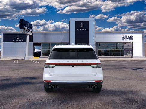 New 2026 Lincoln Aviator AWD image 5