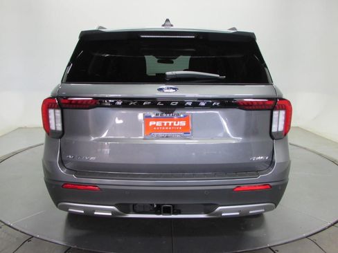 New 2026 Ford Explorer Active w/ Active Comfort Package AWD/4WD image 6