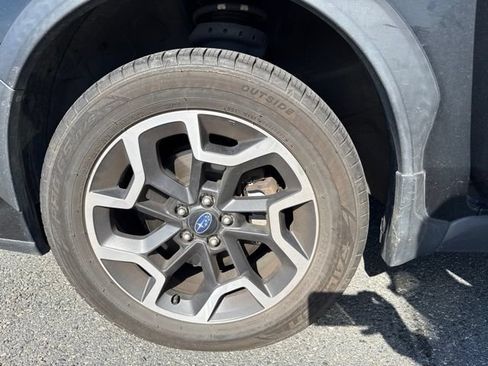 Used 2017 Subaru Crosstrek 2.0i Premium AWD/4WD image 18