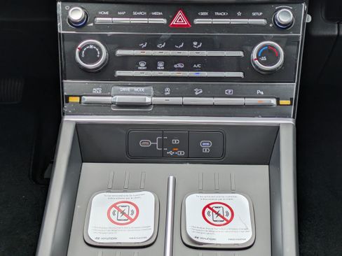 New 2027 Hyundai Santa Fe SE FWD image 15