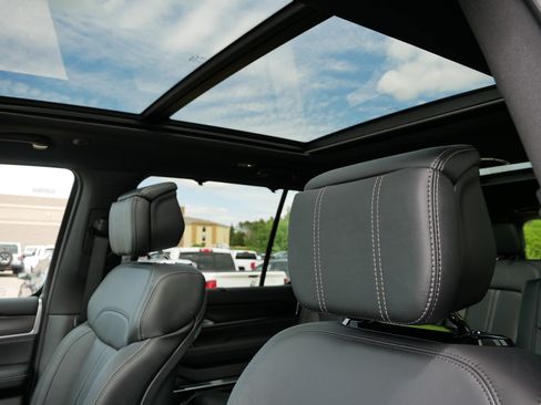 New 2026 Jeep Grand Wagoneer Summit w/ Premium Group III AWD/4WD image 14