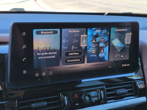 New 2026 Nissan Pathfinder Platinum image 16