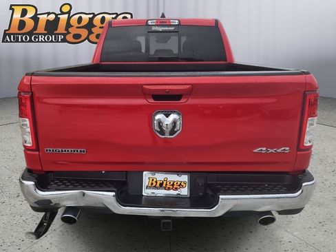 Used 2022 RAM 1500 Big Horn AWD/4WD image 3
