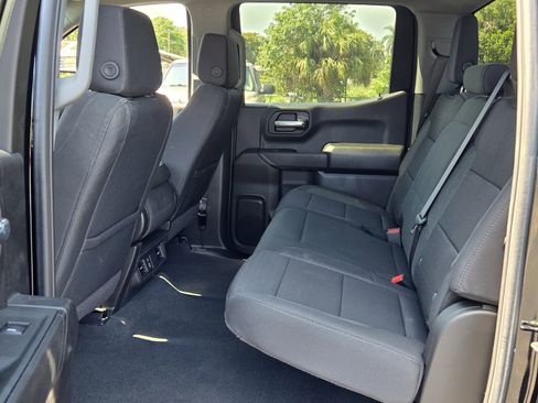Used 2024 Chevrolet Silverado 1500 Custom w/ Turbomax Blackout Package AWD/4WD image 10
