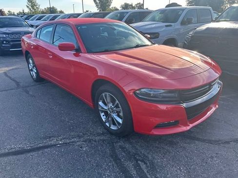 Used 2021 Dodge Charger SXT AWD/4WD image 5