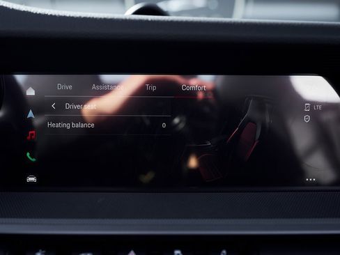 Used 2024 Porsche 911 Carrera 4S image 66