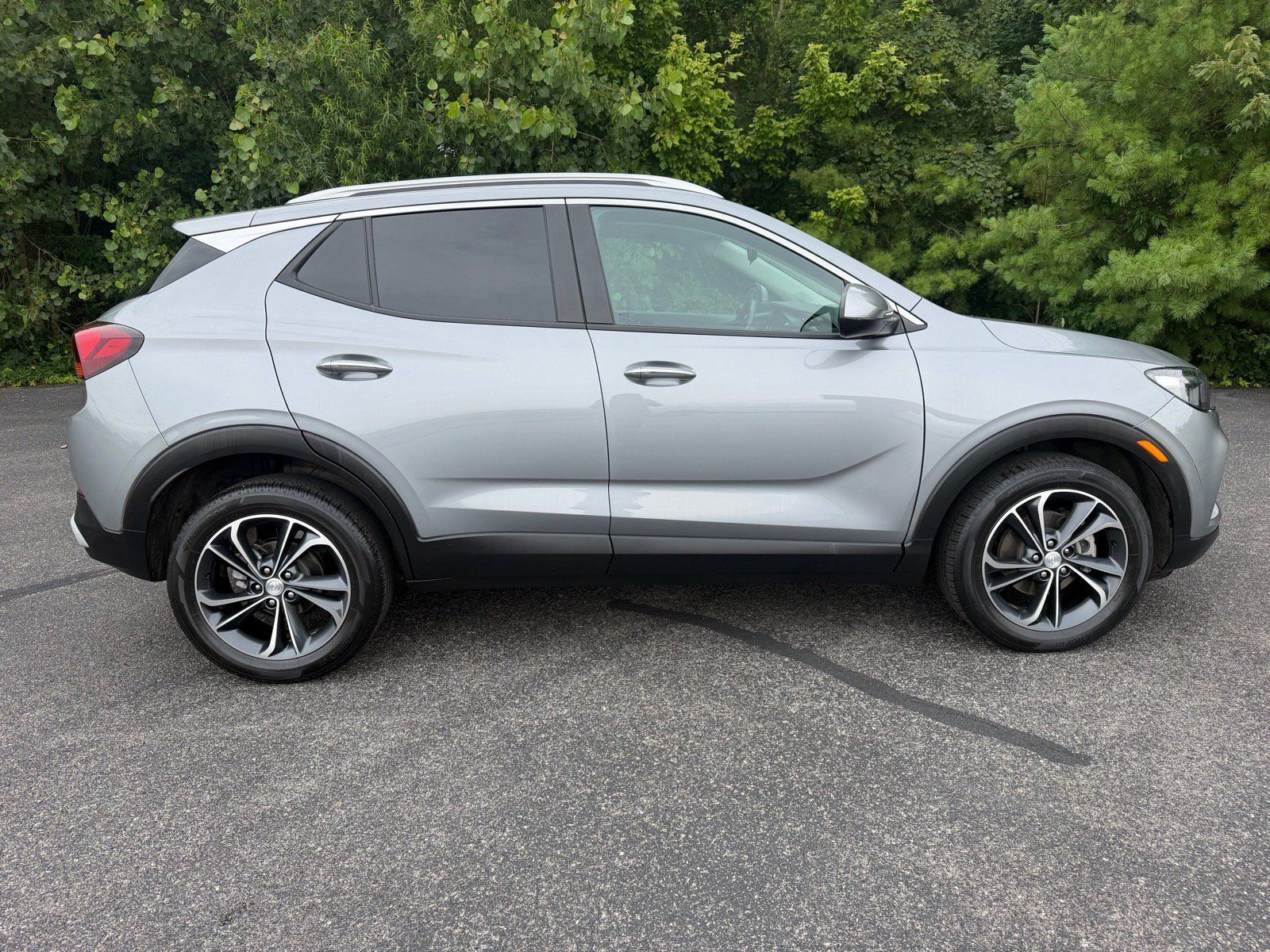Used 2023 Buick Encore GX Select FWD image 16