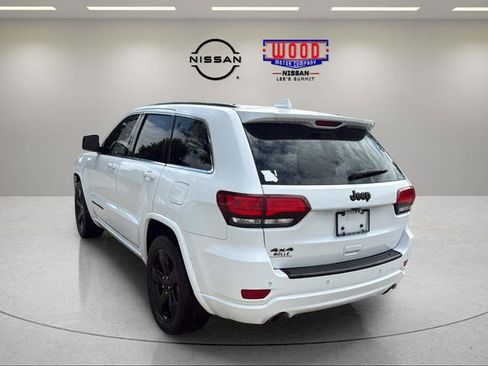 Used 2015 Jeep Grand Cherokee Altitude AWD/4WD image 4