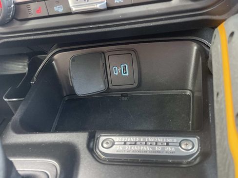 Used 2023 Ford Bronco Badlands AWD/4WD image 21