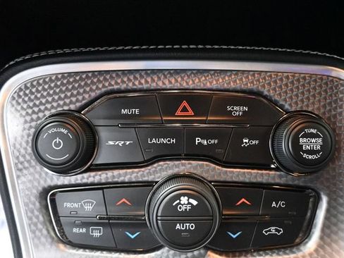 Used 2017 Dodge Challenger SRT Hellcat RWD image 20