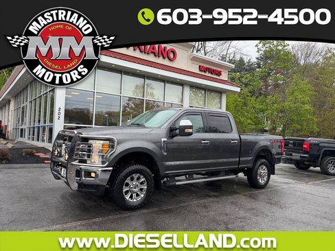 Used 2017 Ford F350 XLT w/ XLT Premium Package AWD/4WD image 1
