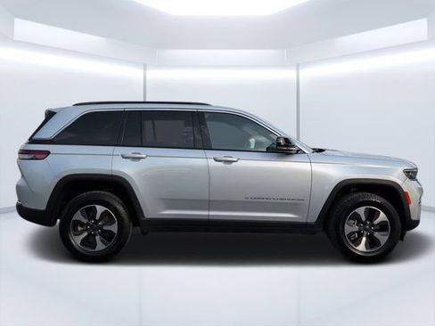 Used 2024 Jeep Grand Cherokee Limited 4xe AWD/4WD image 2