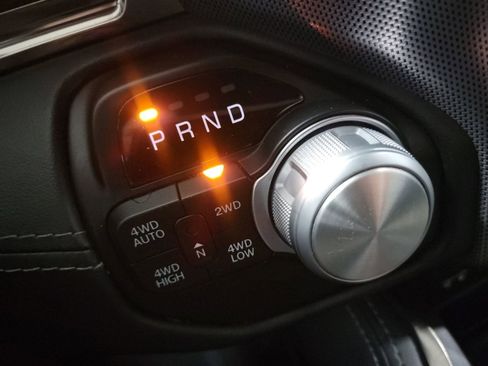 Used 2019 RAM 1500 Limited image 26