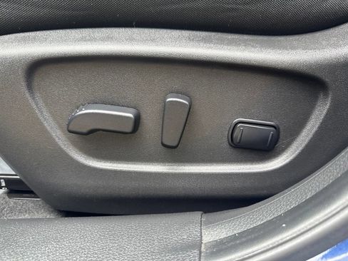 Used 2020 Nissan Rogue SV AWD/4WD image 23