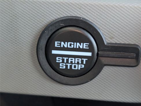 Used 2022 Ford Bronco Badlands image 25