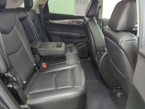 Used 2018 Cadillac XT5 Luxury AWD/4WD image 31