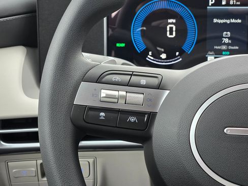 New 2026 Hyundai Tucson Blue SE image 12