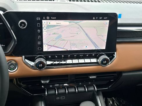 New 2026 GMC Canyon AT4 w/ AT4 Premium Package AWD/4WD image 15
