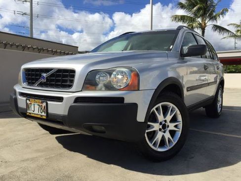 Used 2005 Volvo XC90 2.5T image 1