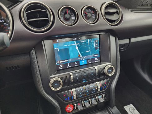 Used 2016 Ford Mustang Shelby GT350 w/ Technology Package RWD image 11