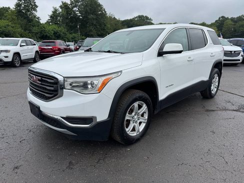 Used 2017 GMC Acadia SLE AWD/4WD image 1