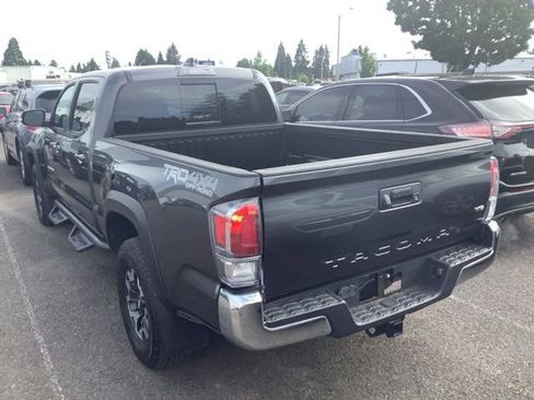 Certified 2021 Toyota Tacoma TRD Off-Road AWD/4WD image 3