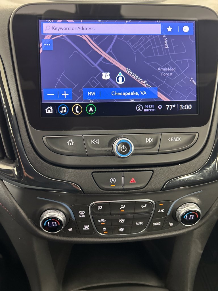 Used 2022 Chevrolet Equinox RS w/ RS Leather Package FWD image 14