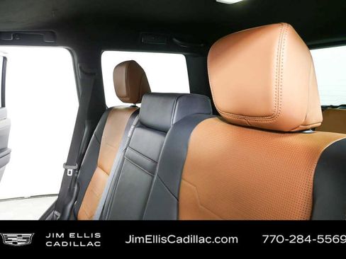 Used 2024 Lexus GX 550 w/ Accessory Package (2T) AWD/4WD image 20