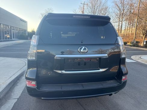 Used 2023 Lexus GX 460 Premium image 6
